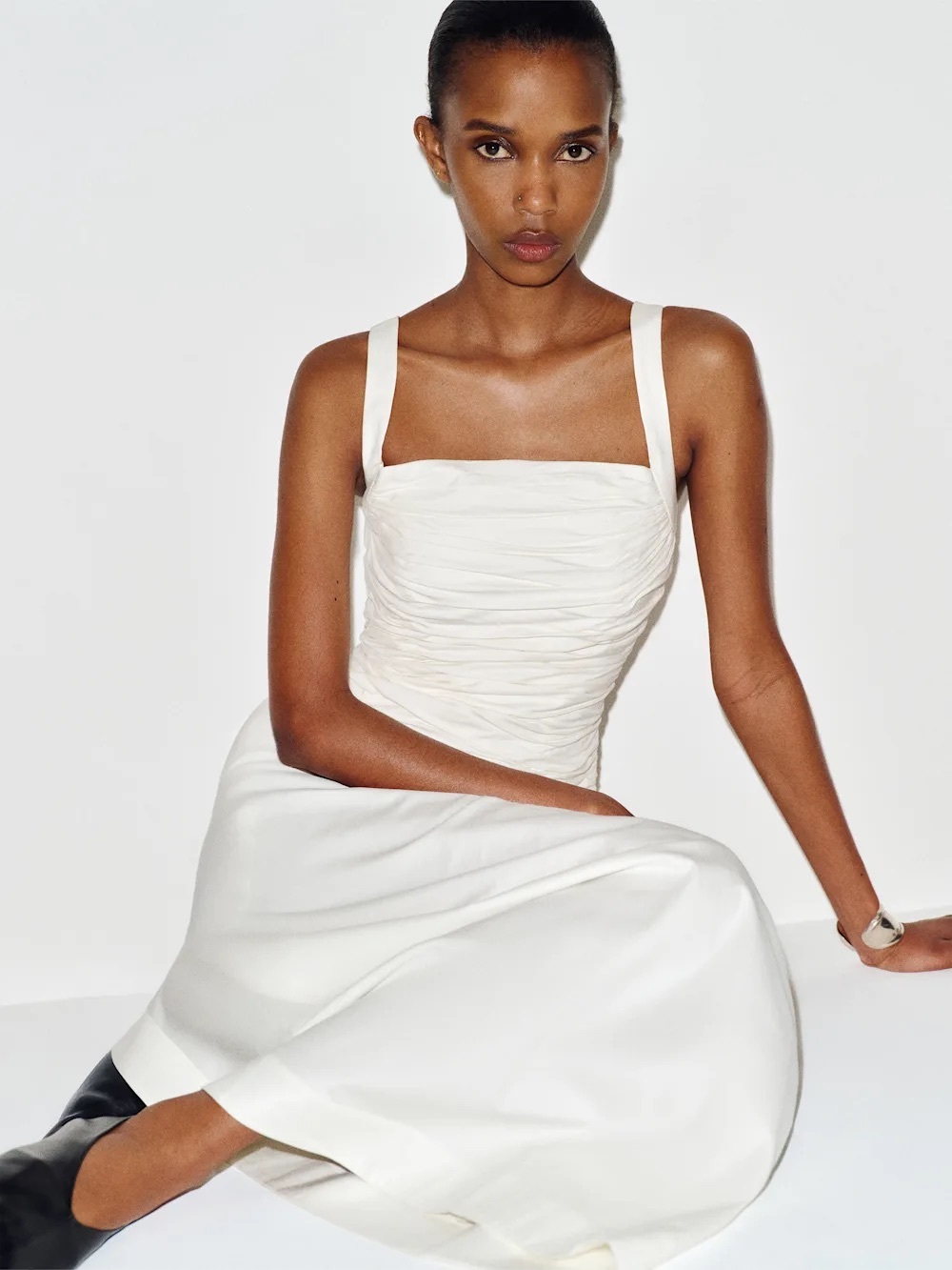 REFORMATION Nesta Dress - Picture 2 of 10